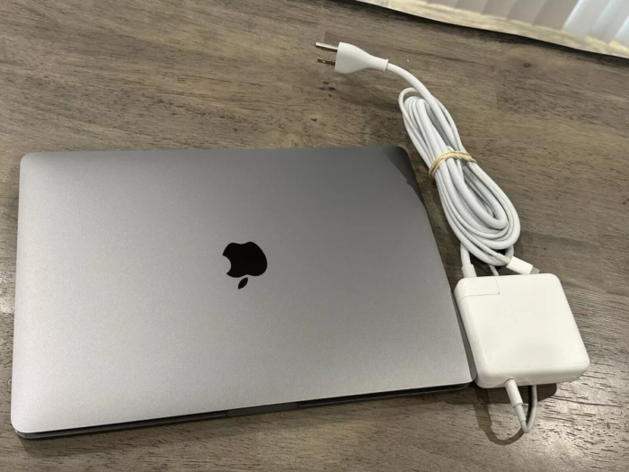 D_NQ_NP_2X_613129-MLU77703013838.png Macbook Pro A1708 13.3 8gb 128gb Ssd Intel Core I5 Ventura (Reacondicionado)